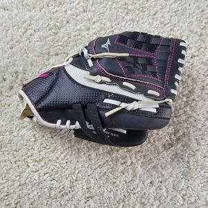 Mizuno GPP-1005F3 Girls 10" Jenny Finch Broken In Softball Glove Right Throw